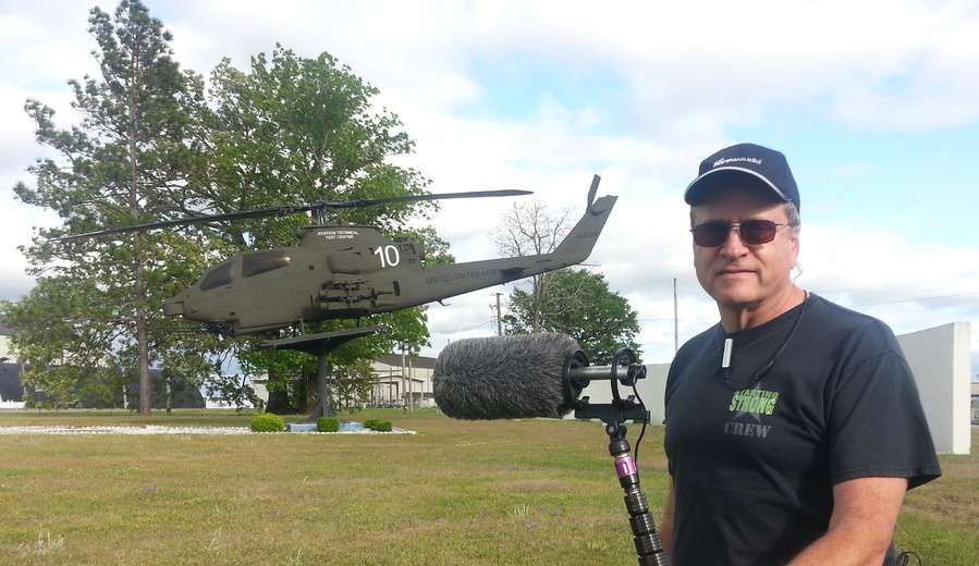 rob_with_boom_crop Rob Smith with Lectrosonics DBSM/DBSMD and a U.S. Army helicopter