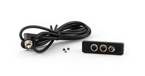 DSR4EXT accessory: cable, small screws, and adapter with multiple connectors.