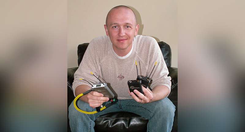 Man holding Lectrosonics wireless gear for Les Pieds Dans La Marge
