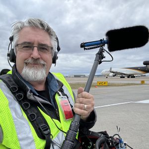 Thom-Shafer3 Thom Shafer, production sound mixer, on airport tarmac with UPS DC-10